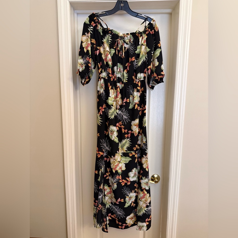Black Tropical Floral Off-Shoulder Maxi Dress